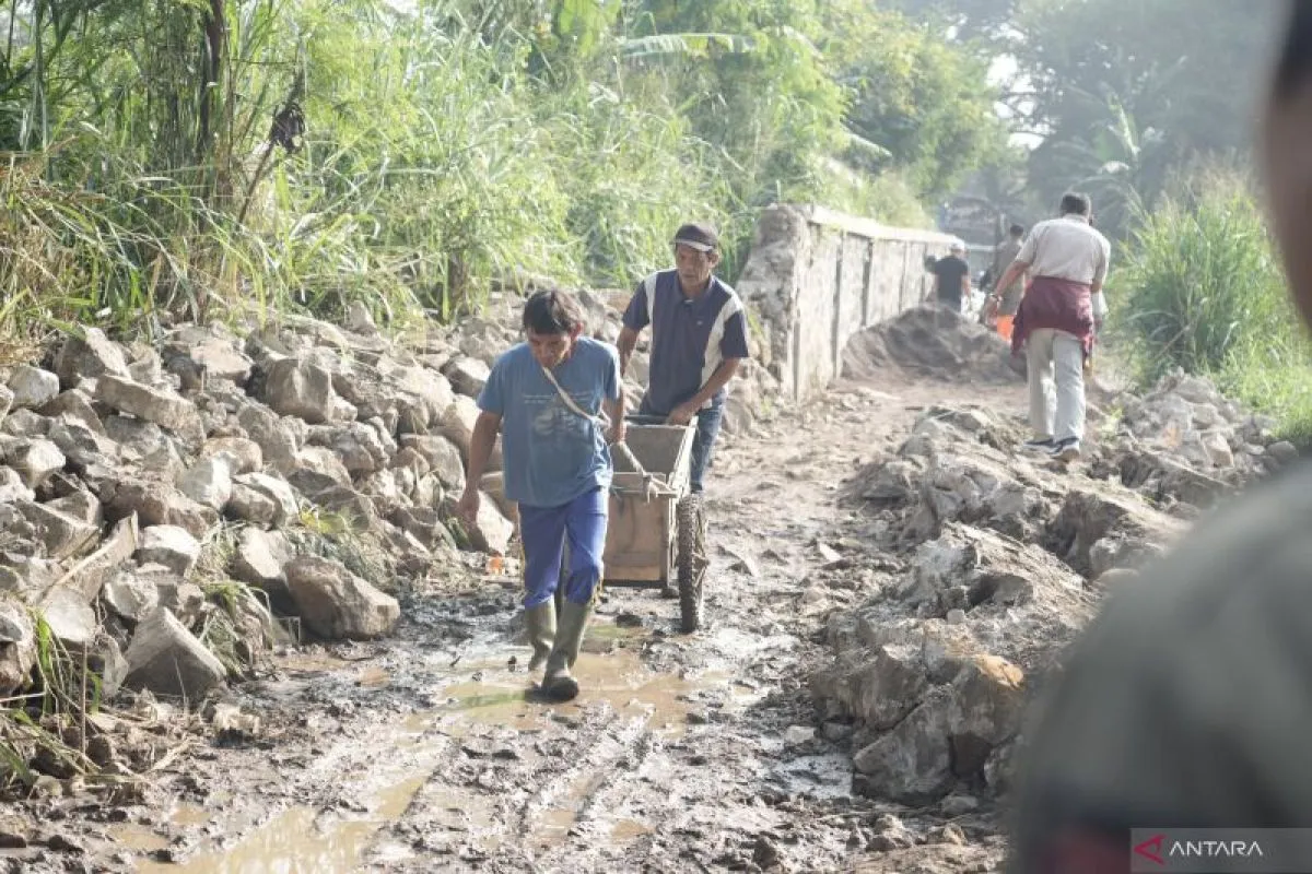 Pemkab Bandung Segera Perbaiki Tanggul Sungai Cikapundung Kolot yang Jebol