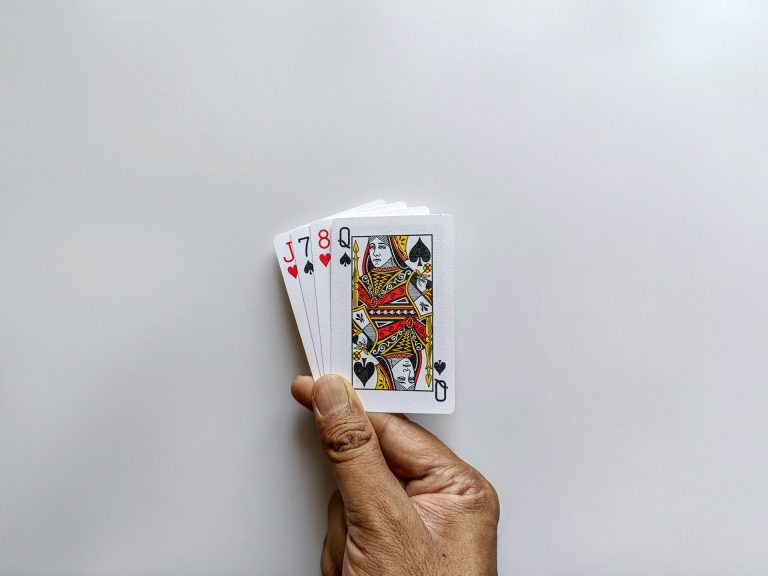 Tips bermain kartu